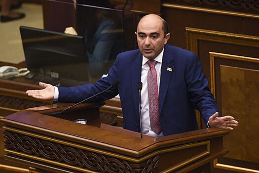 Марукян подал в отставку из-за разногласий с премьер-министром Армении Пашиняном