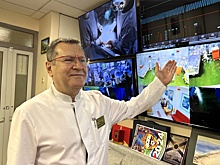 Профессор Александр Лищук спасает солдат со смертельными ранениями