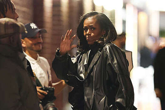 Экс-первую леди США Обаму обвинили в употреблении Оземпика из-за похудения