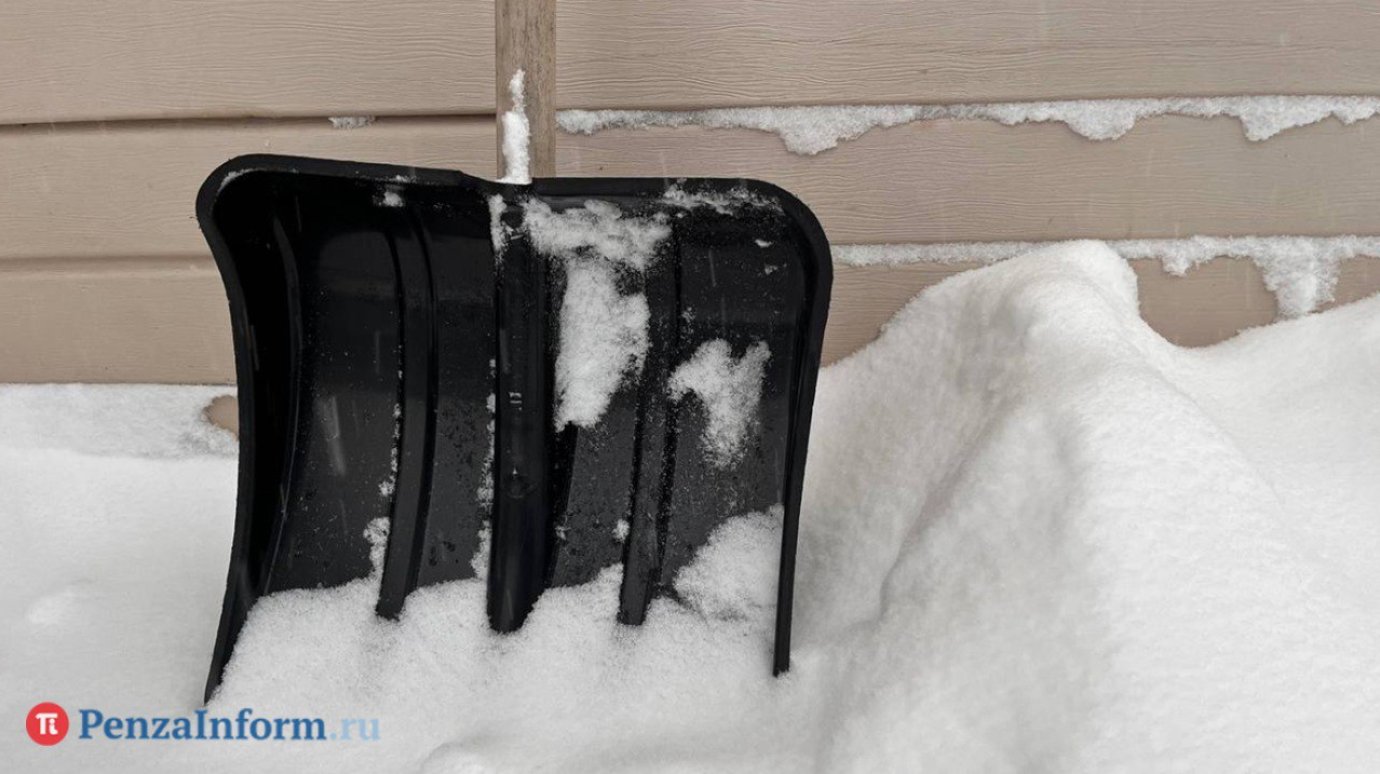 Глава Заречного призвал горожан подарить соседу парковочное место