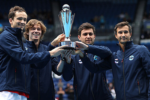 Российские теннисисты вышли в финал турнира серии "Мастерс" в Индиан-Уэллсе