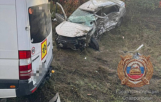На Ставрополье после ДТП с экскурсионным автобусом госпитализировали семь детей