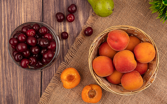 Спрос на нектарины, персики и сливы снизился