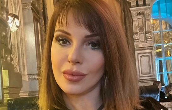 Певица Наталья Штурм опухла от аллергии и заявила, что ее сглазили