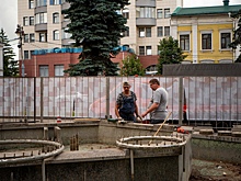 Московские коммунальщики отремонтировали фонтан в центре Курска