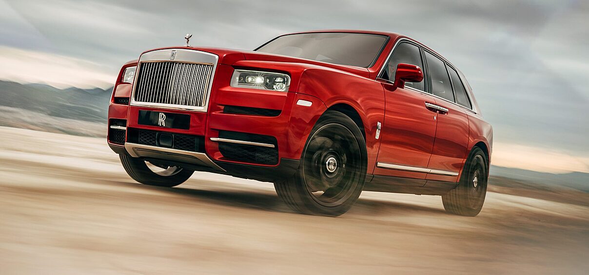Внедорожник Cullinan назван в честь алмаза весом более 600 граммов, найденного в Южной Африке в 1905 году.