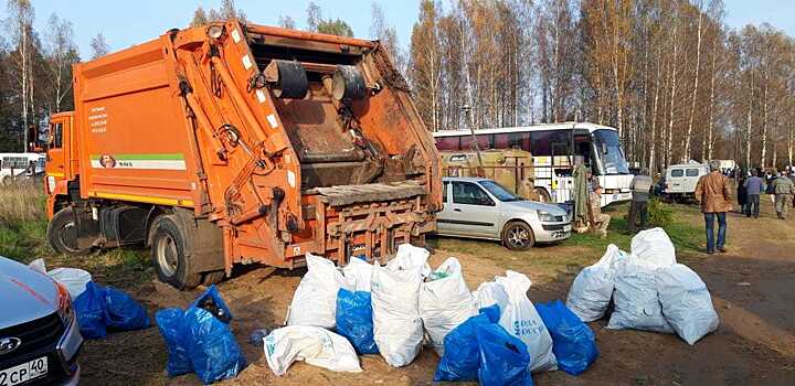 Минприроды запретит смешивать в мусоровозах вторсырье и прочие отходы