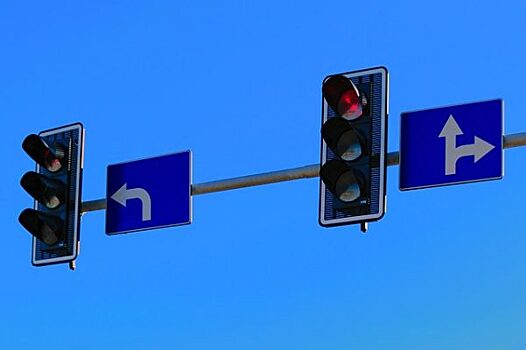 Власти приморского города попеняли краевым властям неработающим светофором