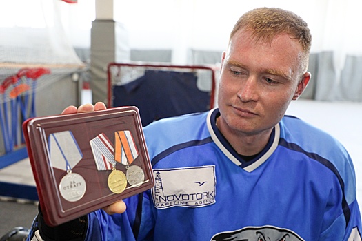 Как потерявший ногу в Донбассе новороссиец вернулся в хоккей