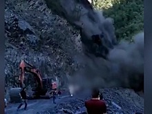 Камнепад прервал строительство дороги в Дагестане