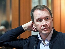 Евгений Миронов рассказал о съемках в блокбастере о холодной войне "Северный полюс"