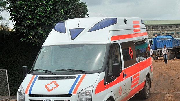 Автобус подорвался на мине в Нигерии, восемь человек погибли