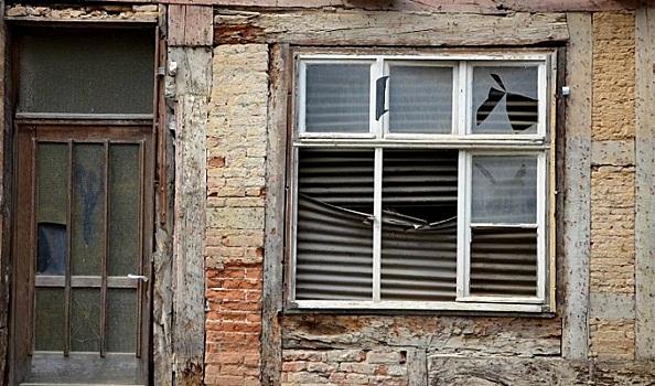 Донские власти проверили работу УК в Аксае, на которую жаловались жильцы