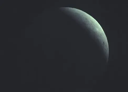 Самарский спутник снял в космосе лунное затмение 16 мая