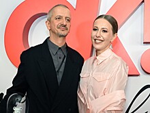 Флирт и танцы: как Собчак отдыхает в Таиланде