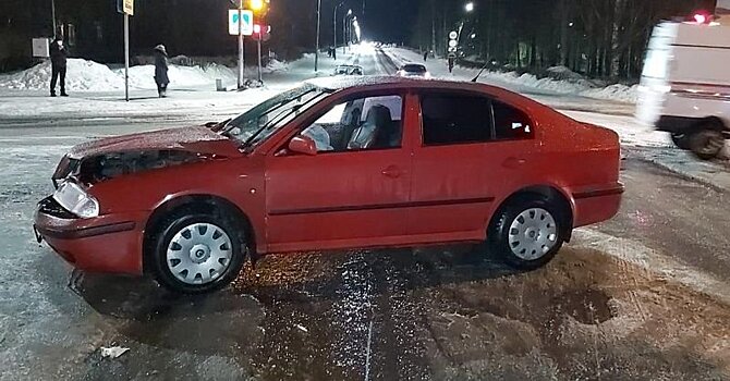 В Сегеже водитель совершил двойное ДТП и скрылся с места аварии