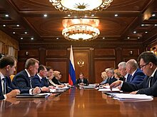 Медведев призвал сформировать условия для активного долголетия