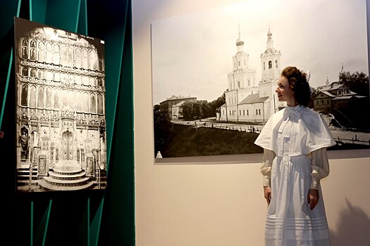В манеже Нижегородского кремля открылась выставка «Гуляя по Старому Нижнему»