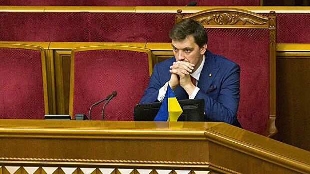 На Украине заинтересовались связью премьера с неонацистами