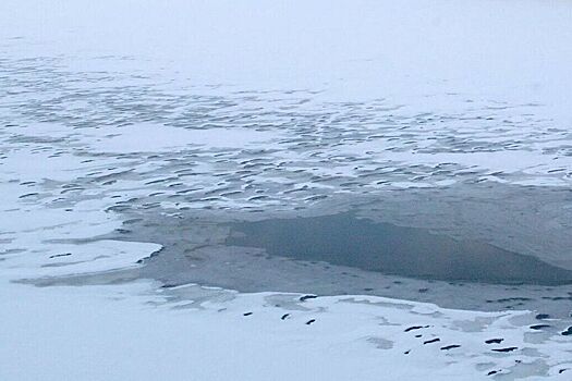 Китайские туристы попали в смертельную аварию на озере Байкал