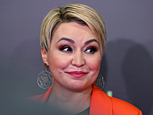 Инопланетяне, "Муси-пуси" и украденные зубы: чем прославилась Катя Лель