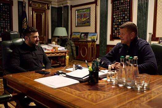 Хитрый ход Запада: зачем разыграли вражду Зеленского и Залужного