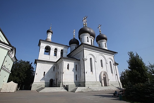 В храмовом комплексе на Рязанке почтили день памяти святителя Николая