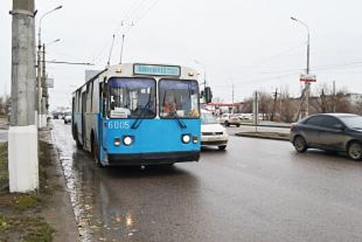 Жители Кировского района Волгограда потребовали вернуть троллейбус №18