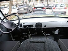 УАЗ о слухах про отставку "Буханки": Ее век еще не окончен