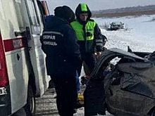 Стало известно, почему водитель «Тойоты» врезался в «Гранту» под Новосибирском