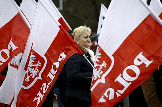В Польше назвали антироссийские санкции «дырявыми»