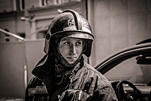 В Петербурге простились с пожарным, погибшим при тушении мануфактуры