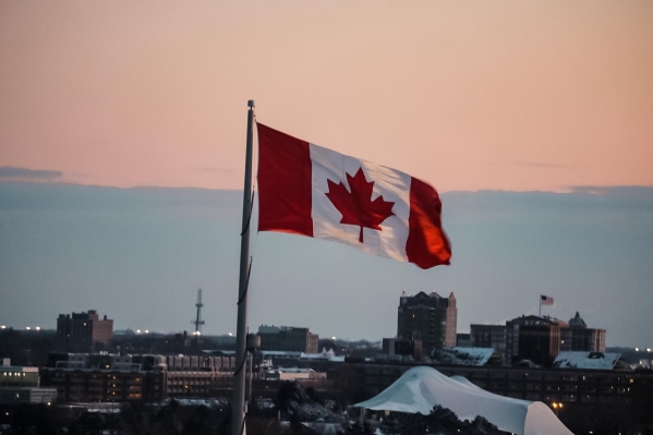 Спикер парламента Канады подал в отставку из-за скандала с эсэсовцем