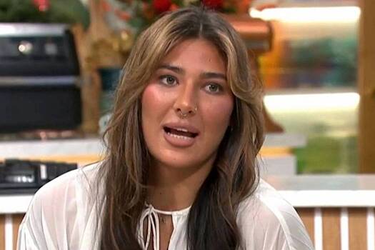 Переспавшая с заключенным тюремщица оказалась слишком наивной