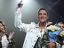 Матч памяти Юры Шатунова между командами «Белые розы» и «Ромашки» из детдомов пройдет в Омске. Состоится викторина и чаепитие с мороженым, мероприятию содействует министерство спорта региона