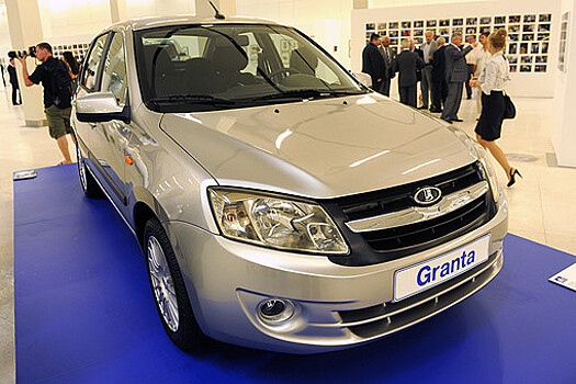 В России образовался дефицит автомобилей Lada