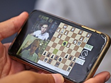 На вопросы корреспондента "РГ" отвечают две заметнейшие фигуры российских шахмат