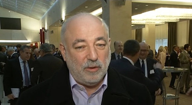 В США обвинили россиянина в сговоре с целью обхода санкций в отношении Вексельберга