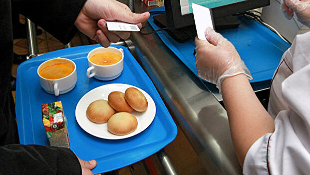 Власти Новороссийска объяснили резкий рост стоимости школьных обедов