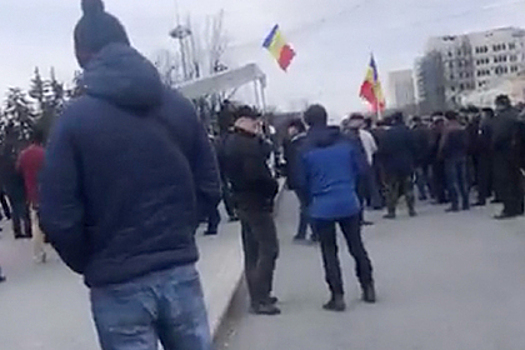 Премьер Молдавии договорился с протестующими обсудить их требования