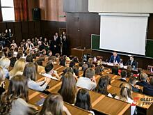 Депутаты новой волны выступили в роли наставников для молодого поколения