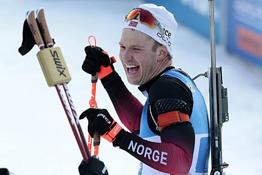 Норвежские биатлонисты отправили Самуэльссону и другим шведам цветы после гонки на ЧМ