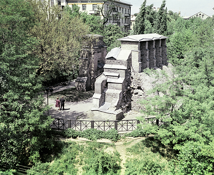 Золотые ворота в Киеве, 1972 год