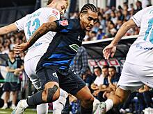 «Зенит» в начале светлой полосы