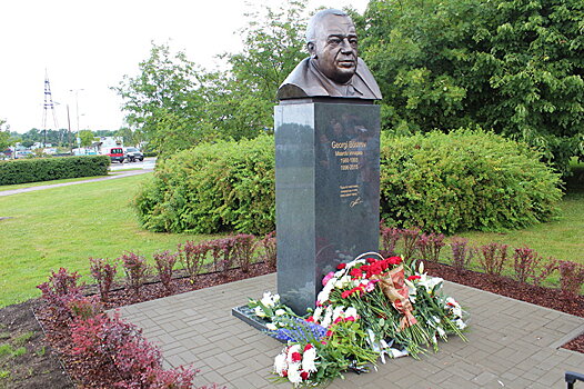 В Маарду впервые в Эстонии открыт памятник главе города