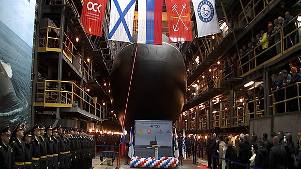 Минобороны: в Петербурге спущена на воду новая подводная лодка «Якутск»