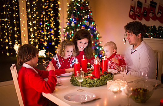 Псков, Подмосковье и Португалия: бизнесмены рассказали, где и как встретят Новый год