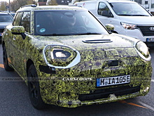 Кроссовер MINI Aceman попал на новые фотографии во время движения в Мюнхене
