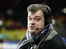 На подмосковном кладбище открыли памятник комментатору Уткину