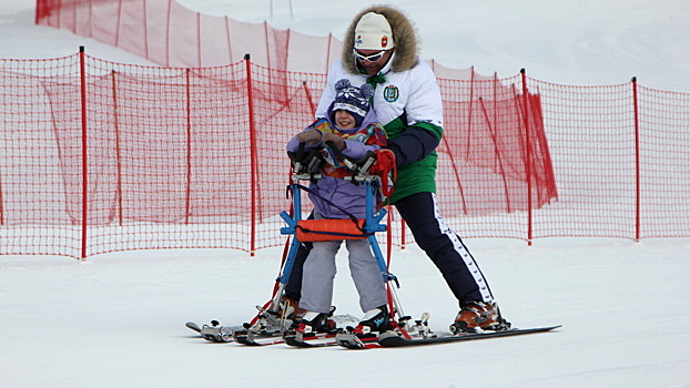 Бесплатную реабилитацию с помощью занятий горными лыжами смогут пройти дети с ОВЗ в Вологде